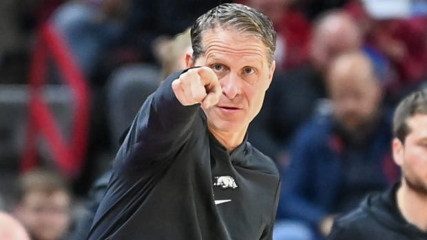 Razorbacks Eric Musselman directing team against Texas A&M